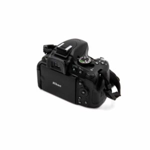 Nikon D5100 (Shuttercount 4940, Kunto K5) – Käytetty Nikon D5100 (Shuttercount 4940, Kunto K5) – Käytetty