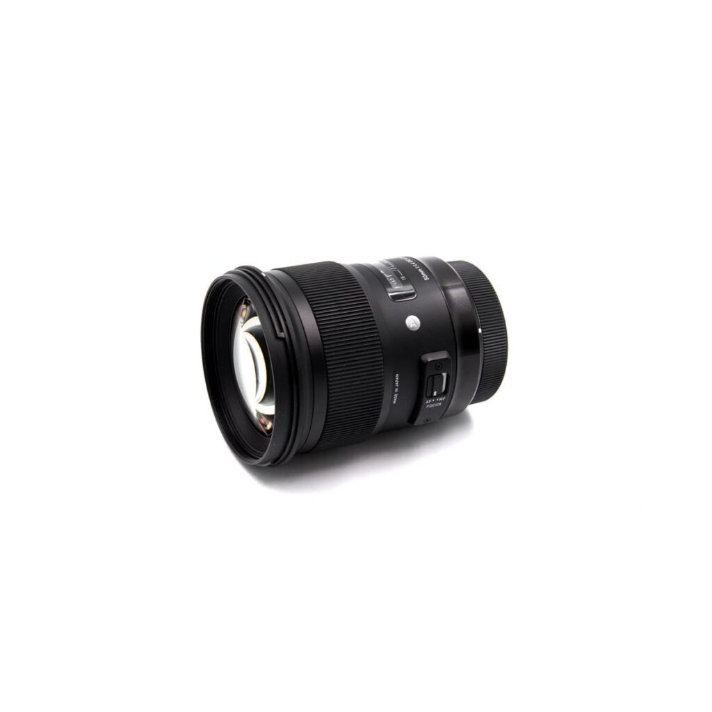Sigma 50mm f/1.4 Art Canon (Kunto K5) – Käytetty Sigma 50mm f/1.4 Art Canon (Kunto K5) – Käytetty