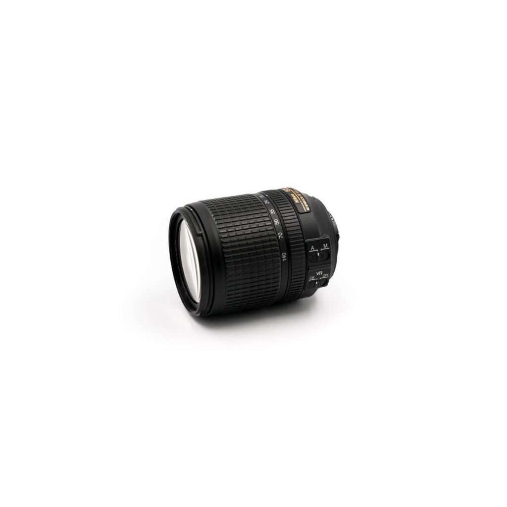 Nikon / Nikkor AF-S 18-140mm f/3.5-5.6 G ED DX VR – Käytetty Nikon / Nikkor AF-S 18-140mm f/3.5-5.6 G ED DX VR – Käytetty