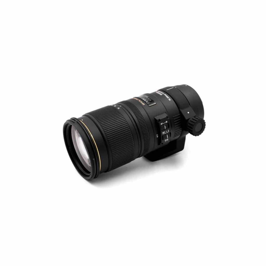 Sigma 70-200mm f/2.8 APO DG OS HSM Nikon (Kunto K5) – Käytetty Sigma 70-200mm f/2.8 APO DG OS HSM Nikon (Kunto K5) – Käytetty