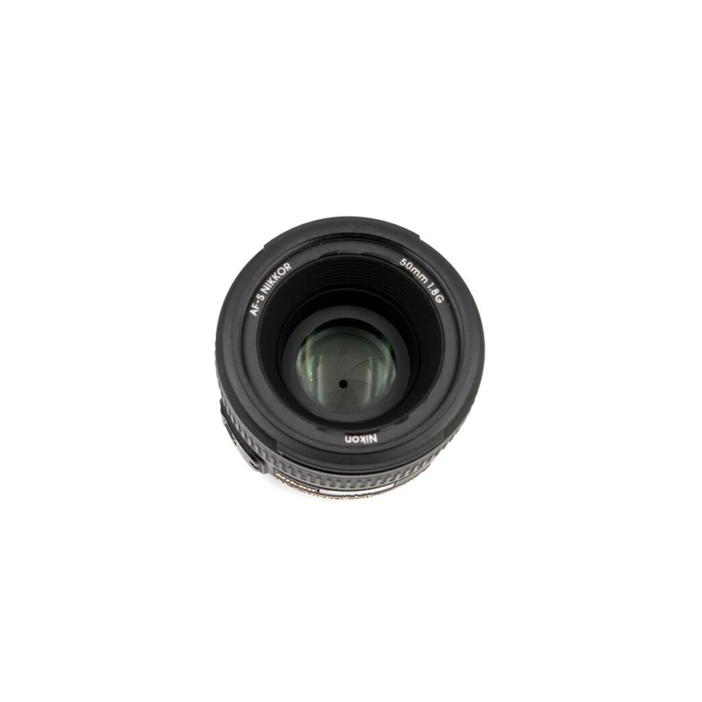 nikon 50mm 1.8 2-2