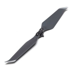 Mavic2_LNP_001 Lähikuvassa DJI Mavic 2 Low-Noise Propeller CCW, 1kpl näkyy sen musta kaksilapainen muotoilu, jossa on keskimmäinen kiinnitysnapa ja hieman kaarevat lavat, joita käytetään yleisesti droneissa, kuvassa valkoista taustaa vasten.