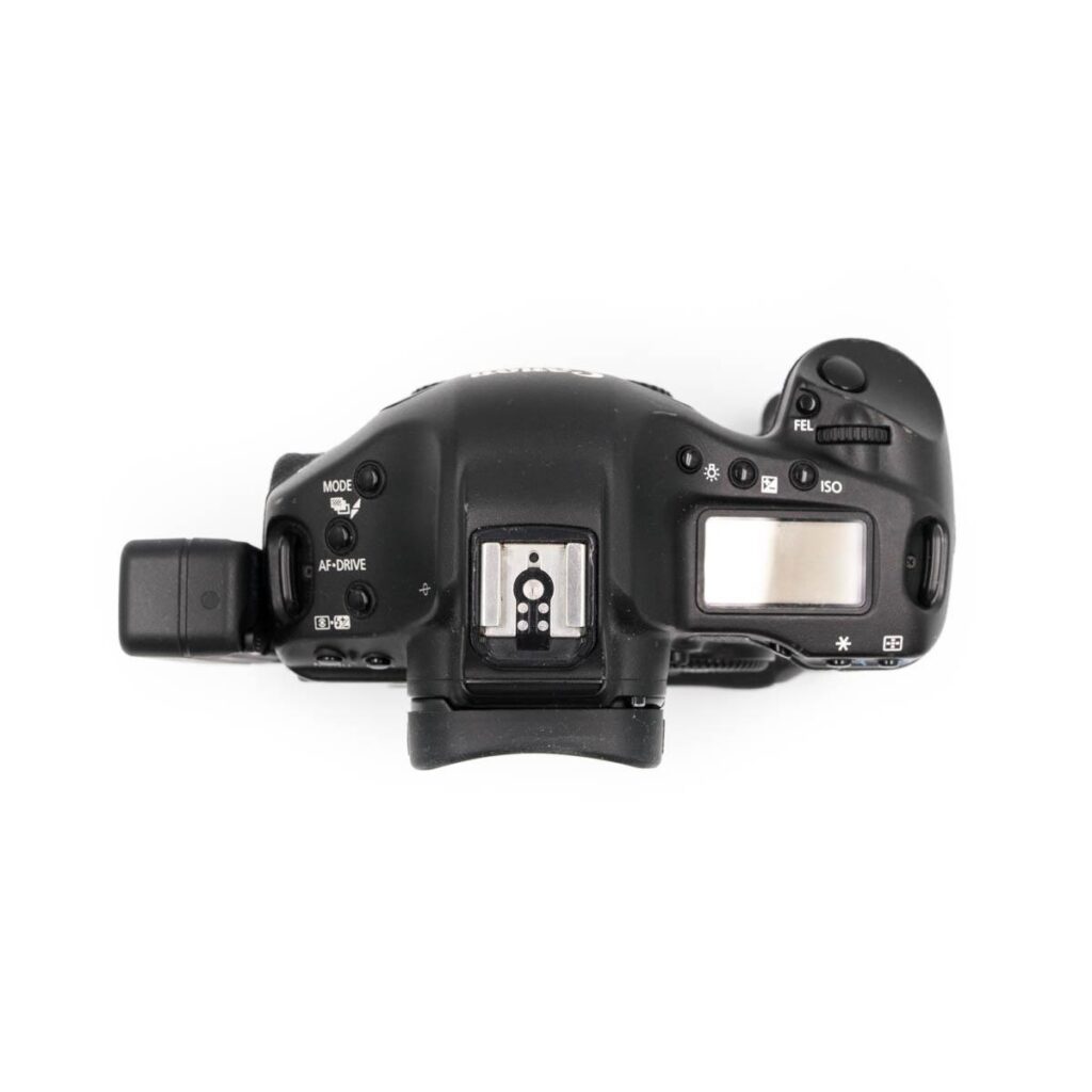 Canon 1Ds Mark III (Shuttercount 9200) + WFT-E2 – Käytetty Canon 1Ds Mark III (Shuttercount 9200) + WFT-E2 – Käytetty