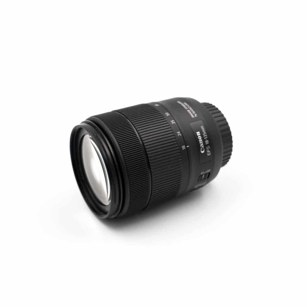 Canon 18-135mm-stm-nano-1