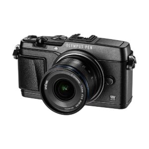 Venus Optics Laowa 7.5mm f/2 MFT
