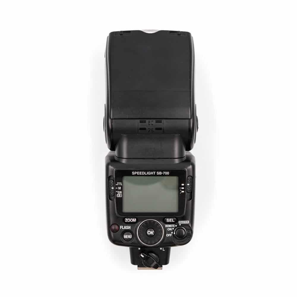 nikon sb-700 2.0 2