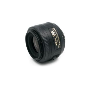 nikkor 35mm-1.8 g dx 2