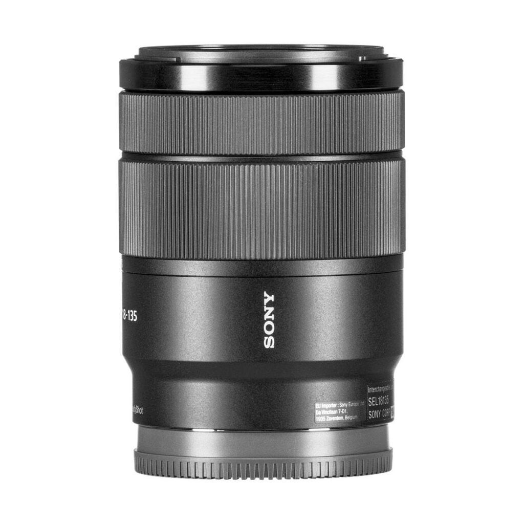 Sony E 18-135mm f/3.5-5.6 OSS Sony E 18-135mm f/3.5-5.6 OSS