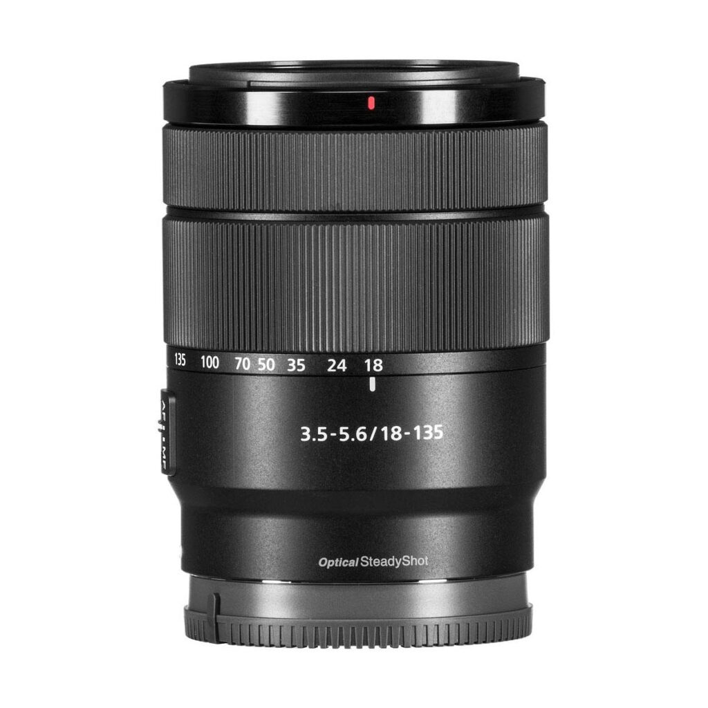 Sony E 18-135mm f/3.5-5.6 OSS Sony E 18-135mm f/3.5-5.6 OSS