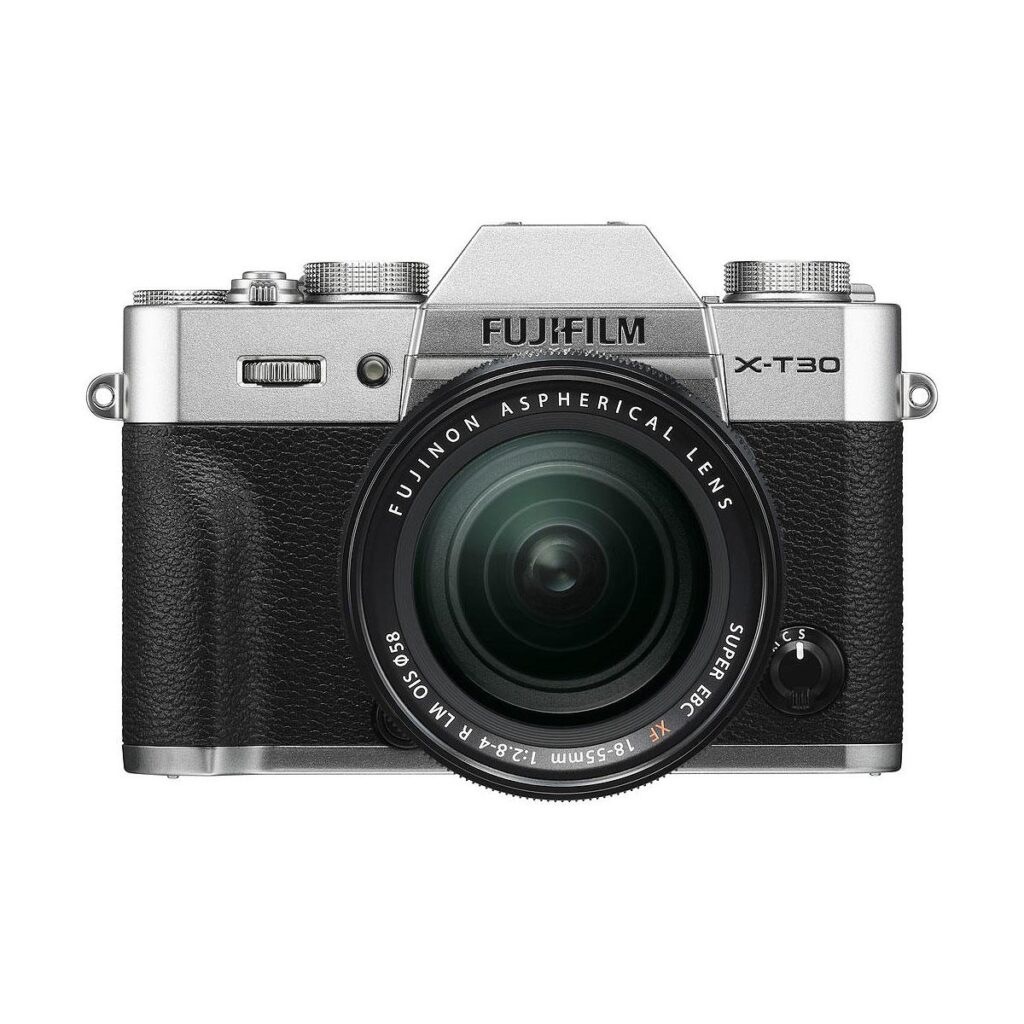 Fujifilm X-T30 Hopea + Fujinon XF 18-55mm f/2.8-4.0 OIS Fujifilm X-T30 Hopea + Fujinon XF 18-55mm f/2.8-4.0 OIS