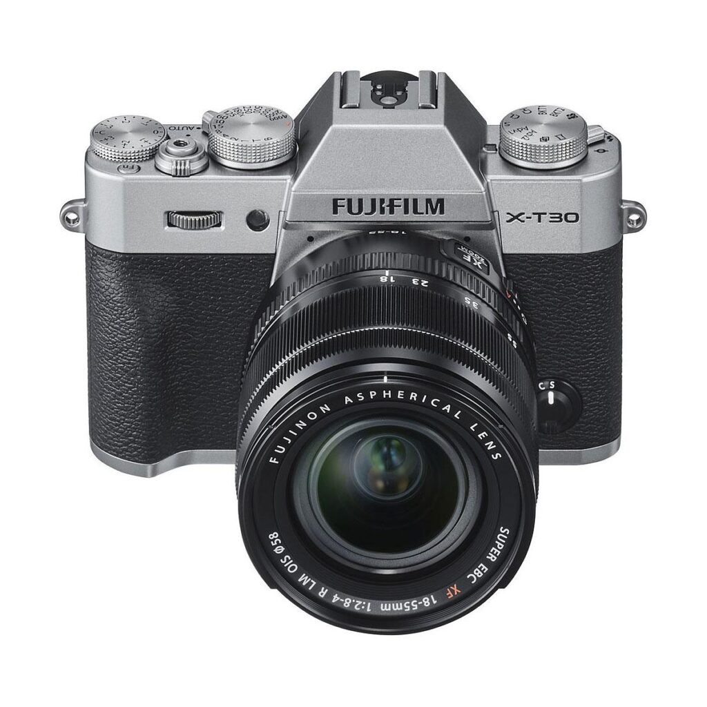 Fujifilm X-T30 Hopea + Fujinon XF 18-55mm f/2.8-4.0 OIS Fujifilm X-T30 Hopea + Fujinon XF 18-55mm f/2.8-4.0 OIS