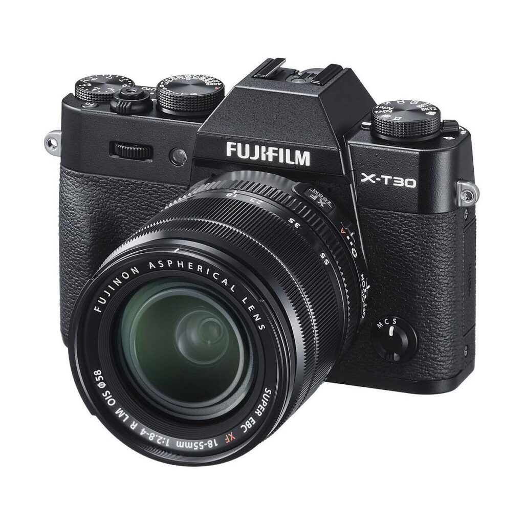 Fujifilm X-T30 Musta + Fujinon XF 18-55mm f/2.8-4.0 OIS Fujifilm X-T30 Musta + Fujinon XF 18-55mm f/2.8-4.0 OIS