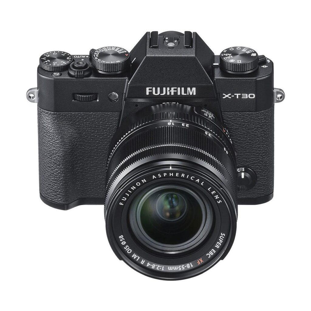 Fujifilm X-T30 Musta + Fujinon XF 18-55mm f/2.8-4.0 OIS Fujifilm X-T30 Musta + Fujinon XF 18-55mm f/2.8-4.0 OIS