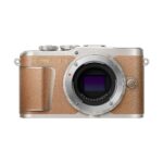 Olympus PEN E-PL9 Runko Ruskea