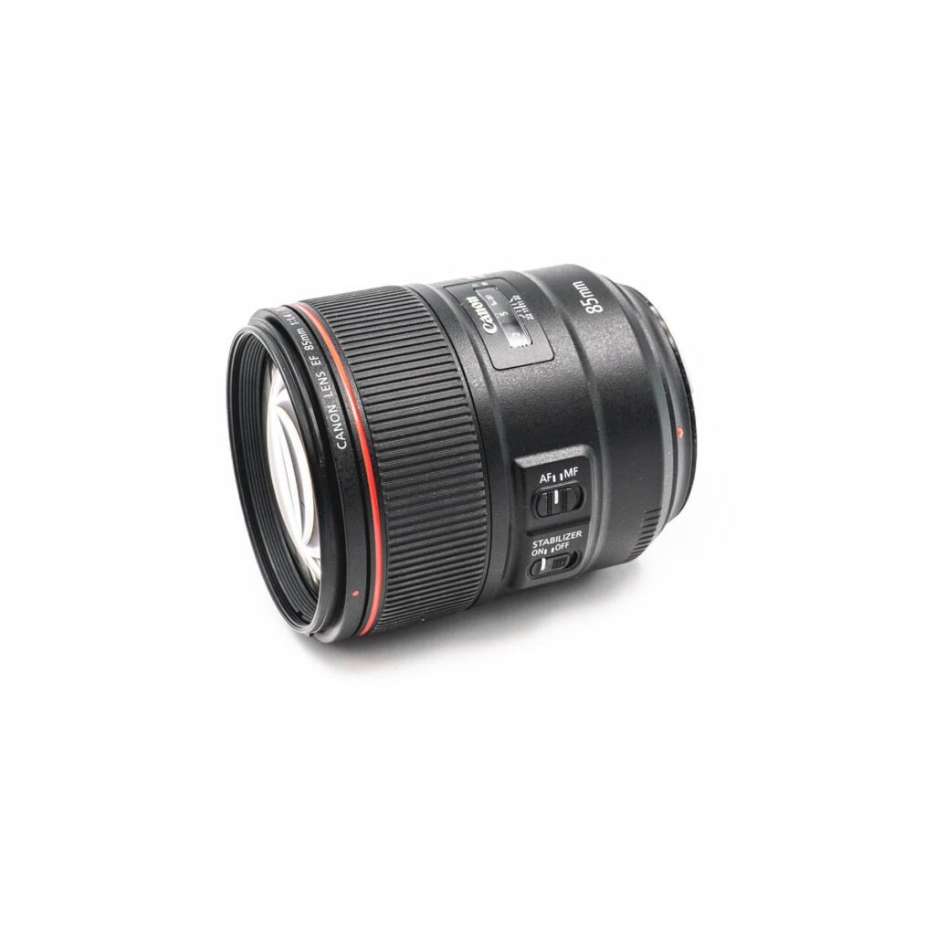 Canon EF 85mm f/1.4 L IS USM (Kunto K5) – Käytetty Canon EF 85mm f/1.4 L IS USM (Kunto K5) – Käytetty