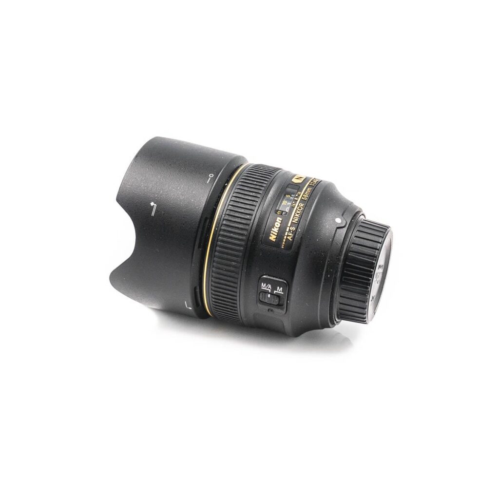 nikon af-s nikkor 58mm f1.4-9731 nikon af-s nikkor 58mm f1.4-9731