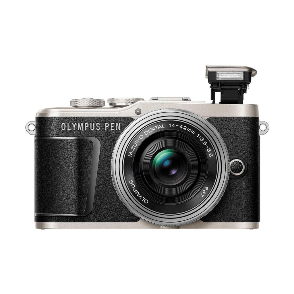 Olympus PEN E-PL9 Musta-Hopea + m.Zuiko 14-42mm f/3.5-5.6 EZ ED Olympus PEN E-PL9 Musta-Hopea + m.Zuiko 14-42mm f/3.5-5.6 EZ ED