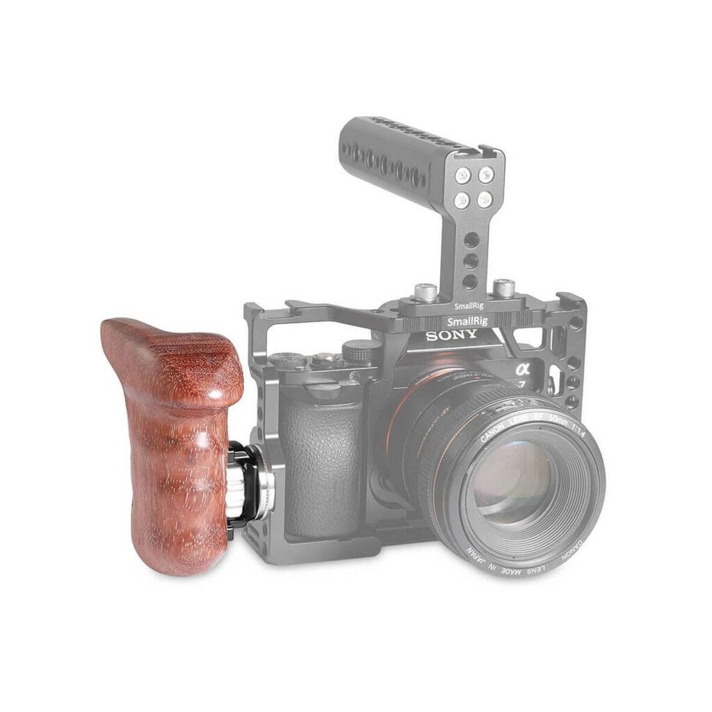SmallRig Right Side Wooden Grip with Arri Rosette 1941 SmallRig Right Side Wooden Grip with Arri Rosette 1941