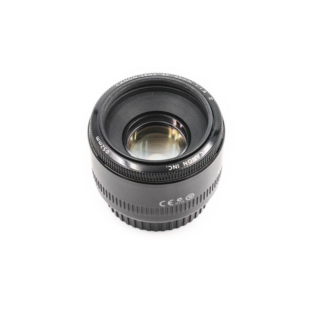 canon 50mm 1.8 2-9833 canon 50mm 1.8 2-9833