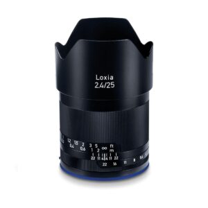 Zeiss Loxia 25mm f/2.4 Zeiss Loxia 25mm f/2.4
