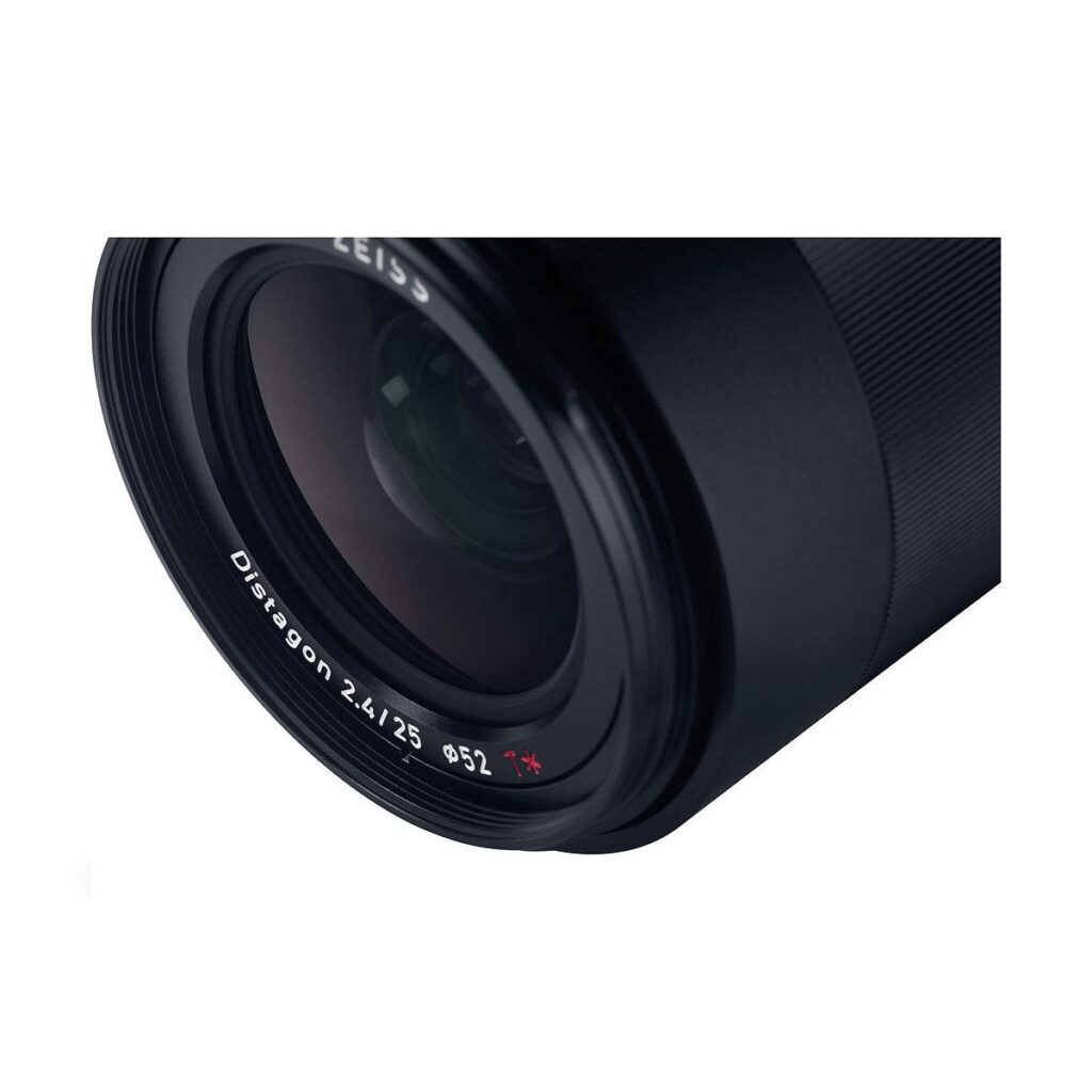 Zeiss Loxia 25mm f/2.4 Zeiss Loxia 25mm f/2.4