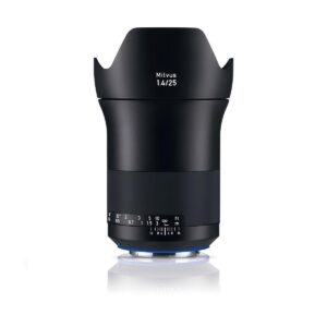 Zeiss Milvus 25mm f/1.4 Distagon T* ZE – Canon EF Zeiss Milvus 25mm f/1.4 Distagon T* ZE – Canon EF