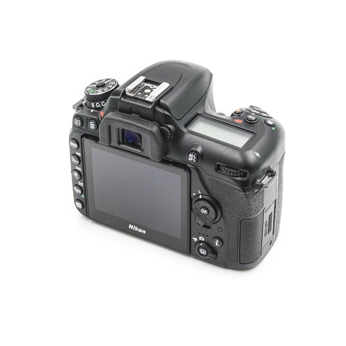 [SOLD] Nikon D7500 (Shuttercount 7000) - Käytetty - 63283 | Foto Monza