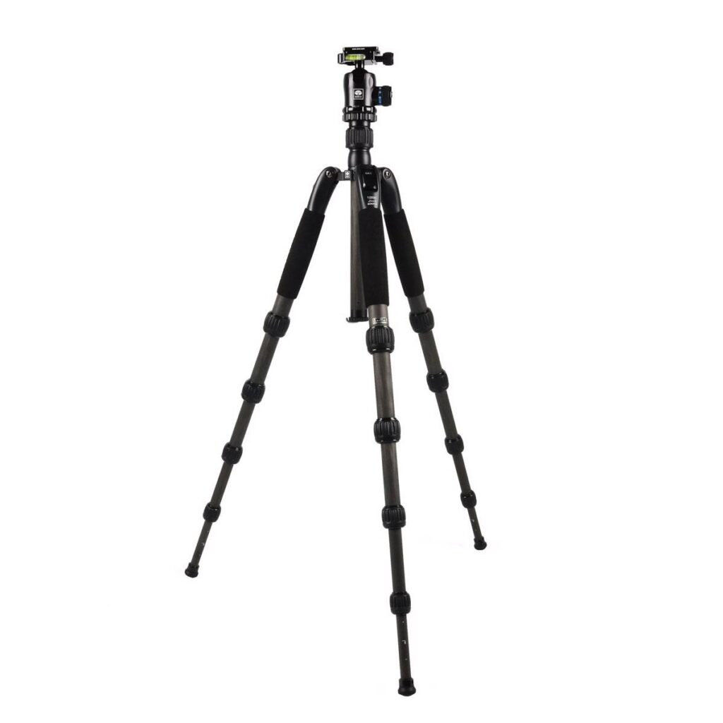 SIRUI T-2205SK Hiilikuitukolmijalka + K-20x kuulapää SIRUI T-2205SK Hiilikuitukolmijalka + K-20x kuulapää