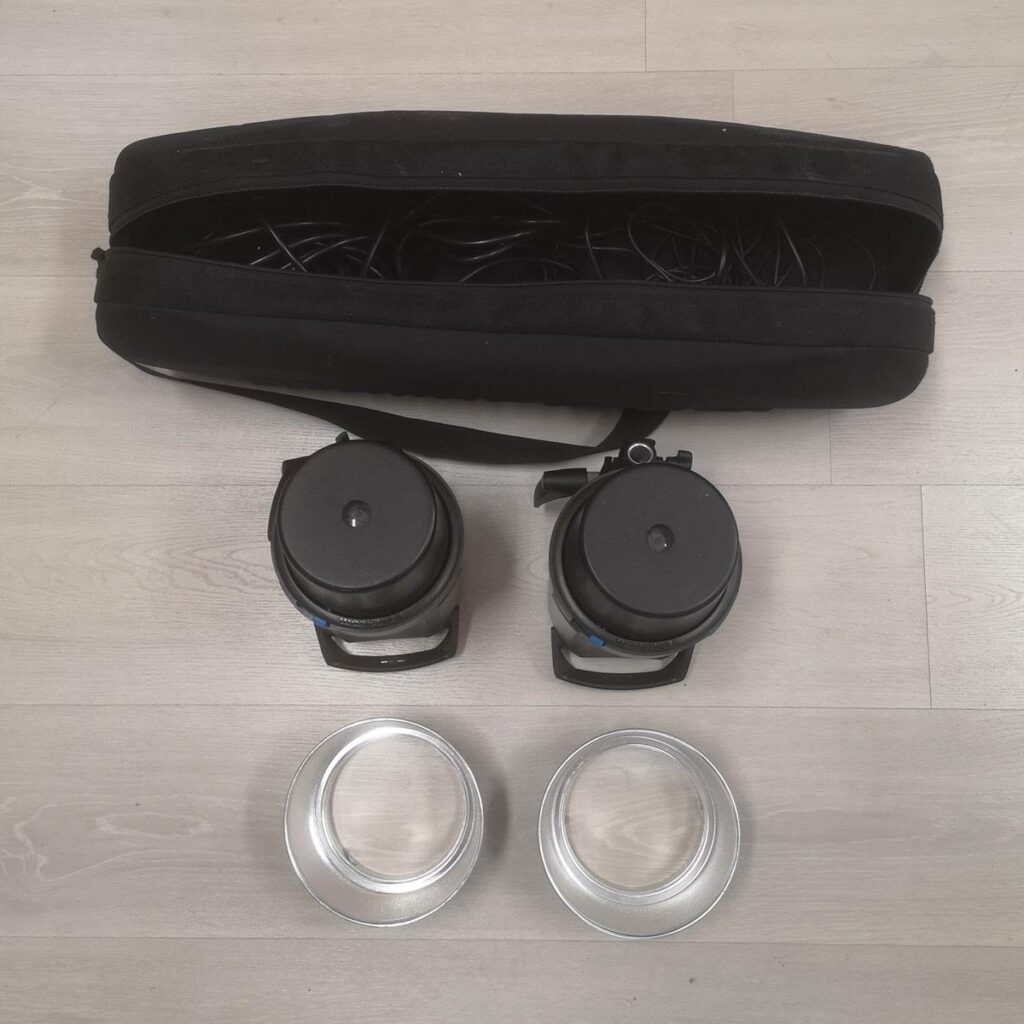 Elinchrom D-Lite RX2 + RX4 setti – Käytetty Elinchrom D-Lite RX2 + RX4 setti – Käytetty