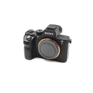 Sony a7r II (Shuttercount 35200)- Käytetty Sony a7r II (Shuttercount 35200)- Käytetty