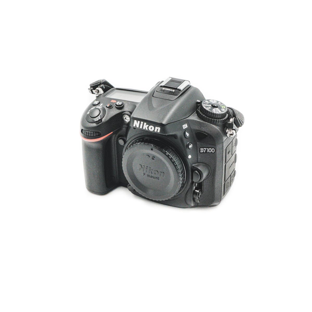 [Myyty] Nikon D7100 + WU-1A Wifi adapteri (K5 Kunto, Shuttercount 3600