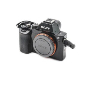 Sony a7 (Shuttercount 15000) – Käytetty Sony a7 (Shuttercount 15000) – Käytetty
