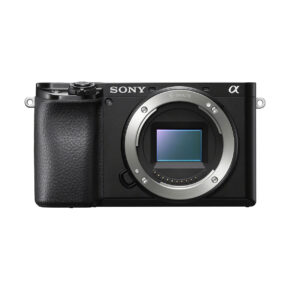 Sony A6100 runko + Sony GP-VPT2BT Sony A6100 runko + Sony GP-VPT2BT