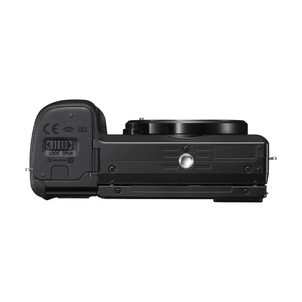 Sony A6100 runko + Sony GP-VPT2BT Sony A6100 runko + Sony GP-VPT2BT