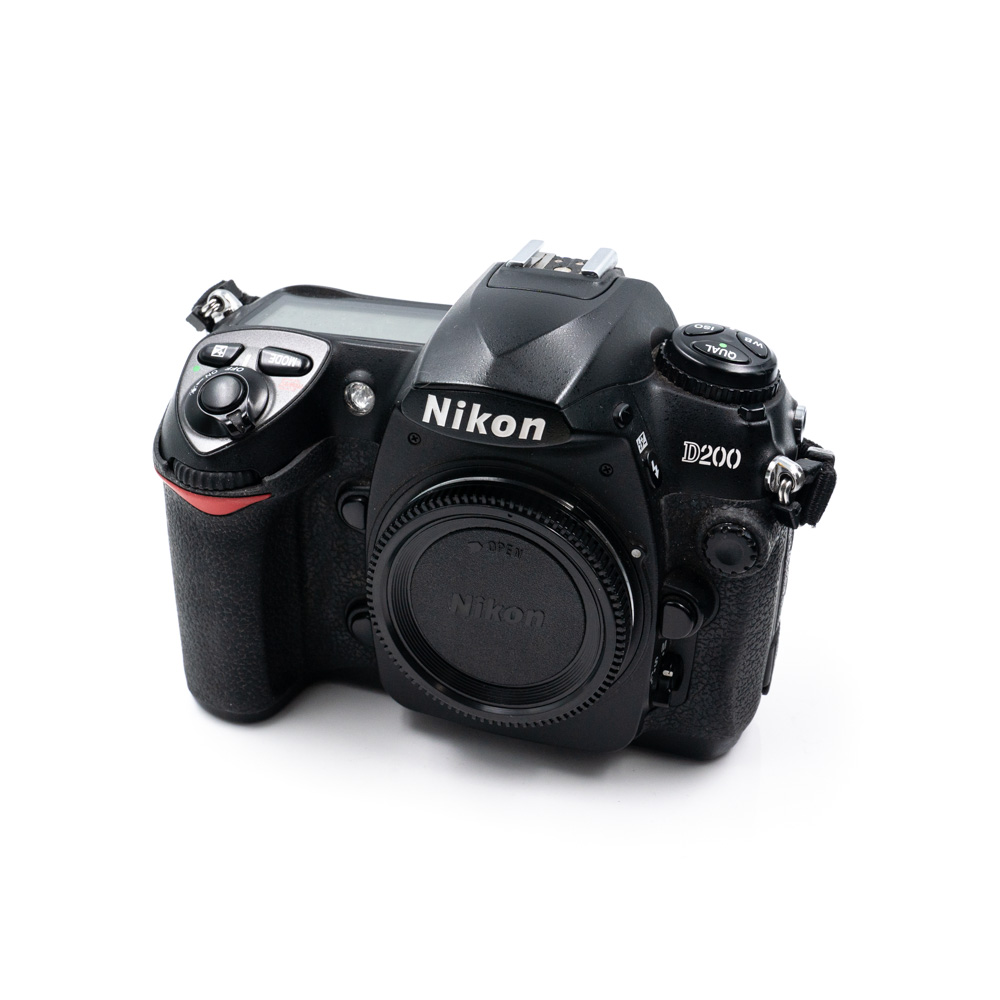 nikon 200 nikon 200