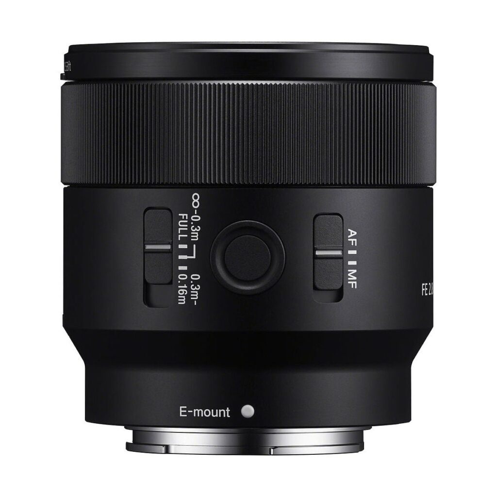 Sony FE 50mm f/2.8 Macro