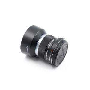 Olympus 45mm f/1.8 Musta – Käytetty Olympus 45mm f/1.8 Musta – Käytetty