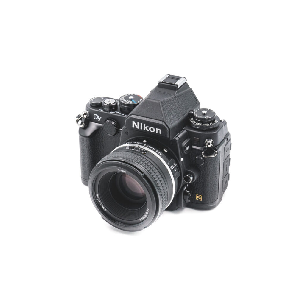 nikon df 4