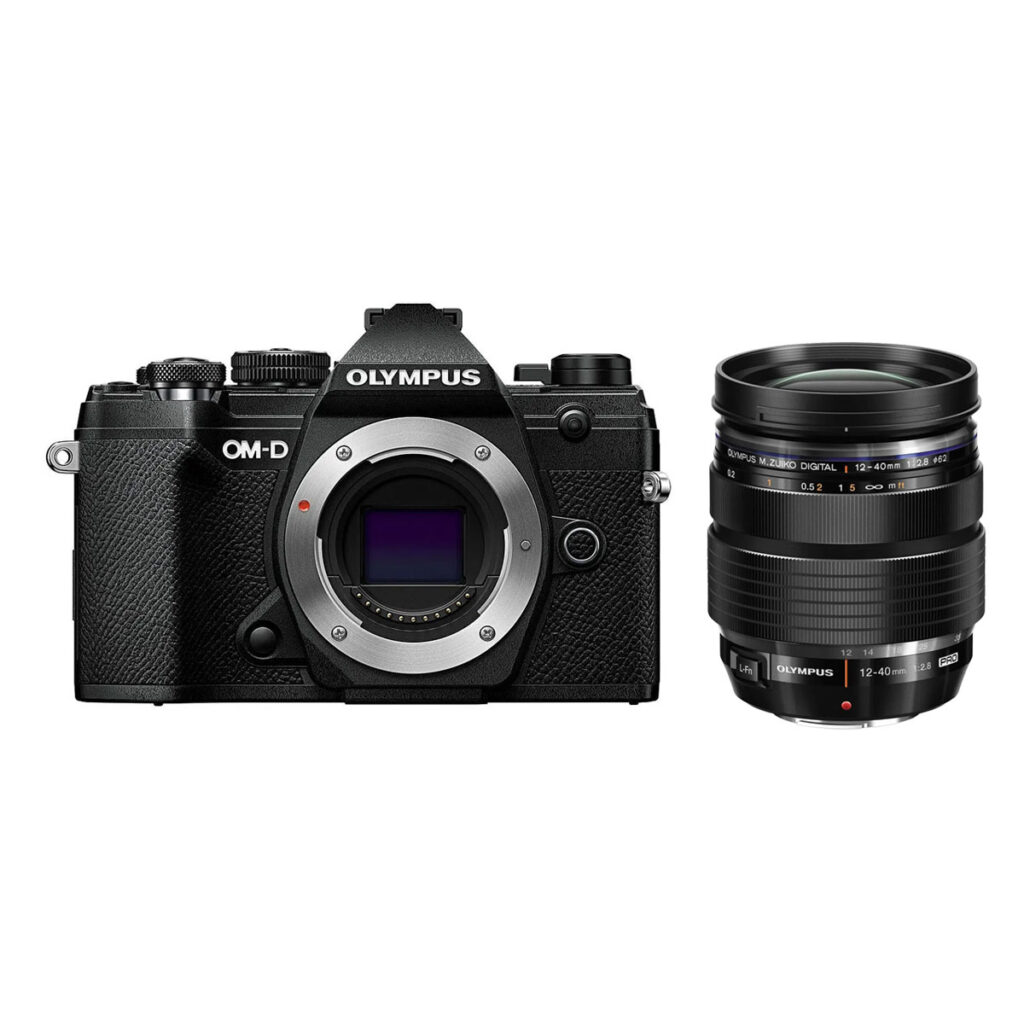 Olympus OM-D E-M5 MK III + Olympus 12-40mm f/2.8 Pro – Musta Olympus OM-D E-M5 MK III + Olympus 12-40mm f/2.8 Pro – Musta