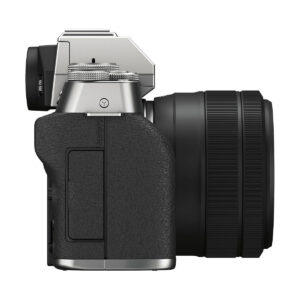 Fujifilm X-T200 Tumman hopea + XC 15-45mm f/3.5-5.6 OIS PZ objektiivi Fujifilm X-T200 Tumman hopea + XC 15-45mm f/3.5-5.6 OIS PZ objektiivi