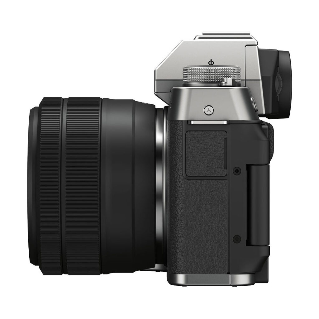 Fujifilm X-T200 Tumman hopea + XC 15-45mm f/3.5-5.6 OIS PZ objektiivi Fujifilm X-T200 Tumman hopea + XC 15-45mm f/3.5-5.6 OIS PZ objektiivi