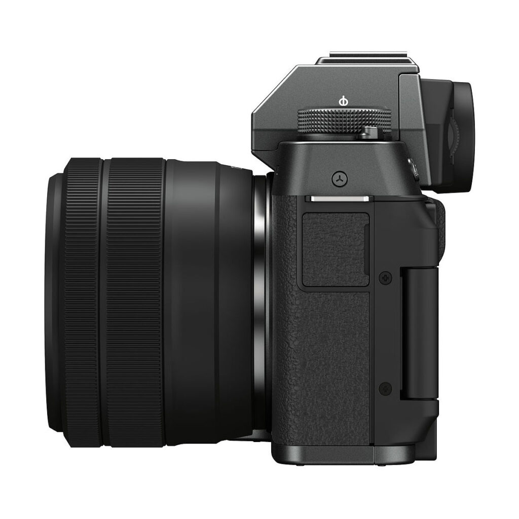 Fujifilm X-T200 Tumman hopea + XC 15-45mm f/3.5-5.6 OIS PZ objektiivi Fujifilm X-T200 Tumman hopea + XC 15-45mm f/3.5-5.6 OIS PZ objektiivi
