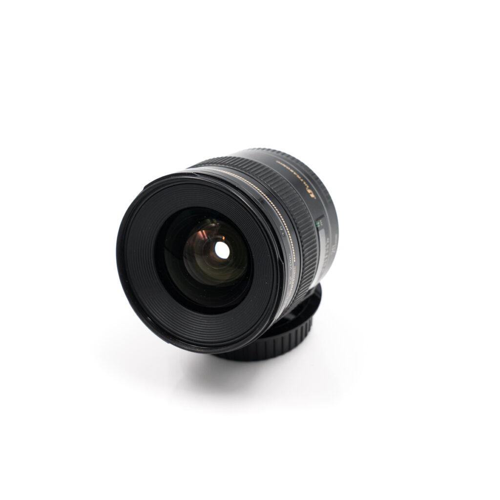 canon 20mm 1