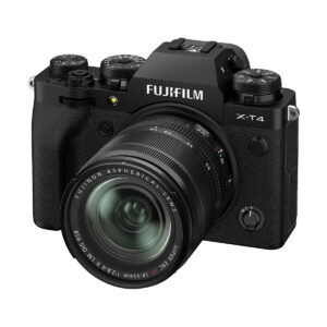 Fujifilm X-T4 musta + Fujinon 18-55mm Fujifilm X-T4 musta + Fujinon 18-55mm