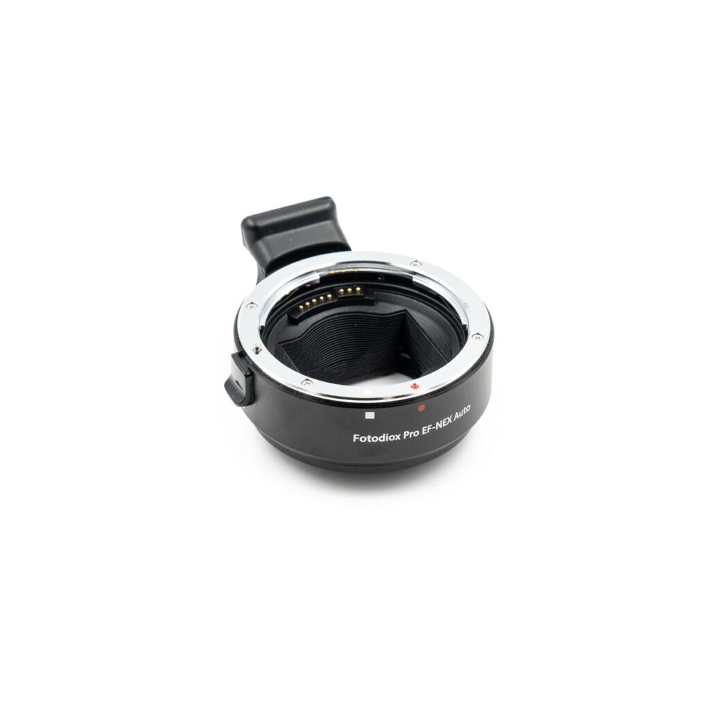 Fotodiox Pro Sony E – Canon adapteri – Käytetty Fotodiox Pro Sony E – Canon adapteri – Käytetty