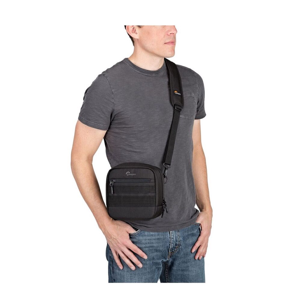 Lowepro ProTactic Utility Bag 100 AW Lowepro ProTactic Utility Bag 100 AW