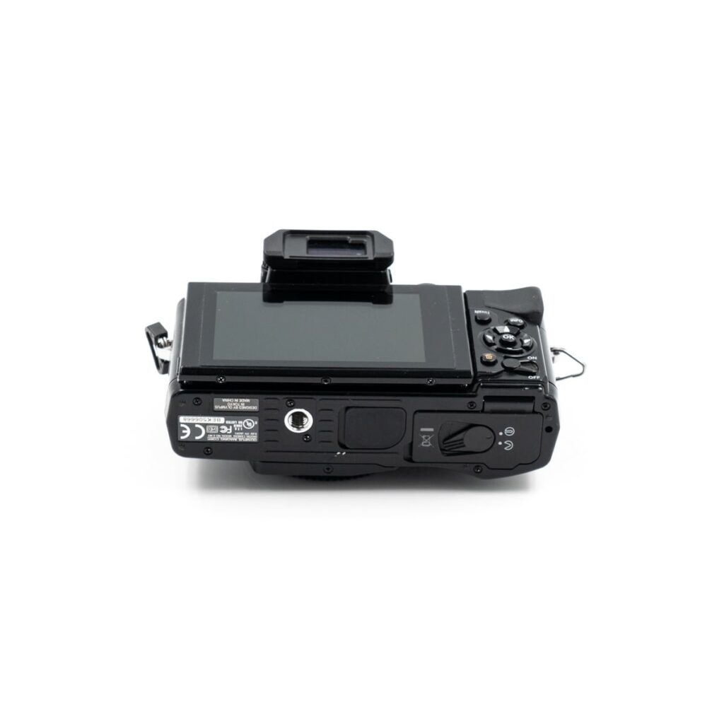 olympus e m5 musta