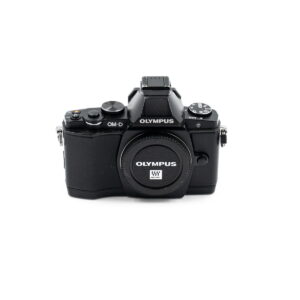 olympus e m5 musta 3
