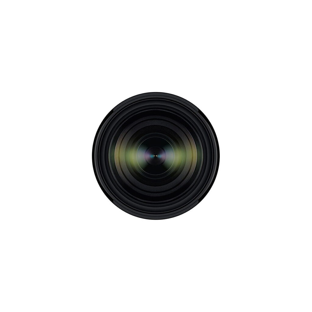 Tamron 28-200 mm F/2.8-5.6 Di III RXD – Sony E Tamron 28-200 mm F/2.8-5.6 Di III RXD – Sony E