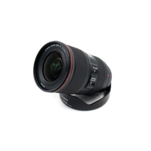 canon 16 35mm is 2 1 canon 16 35mm is 2 1
